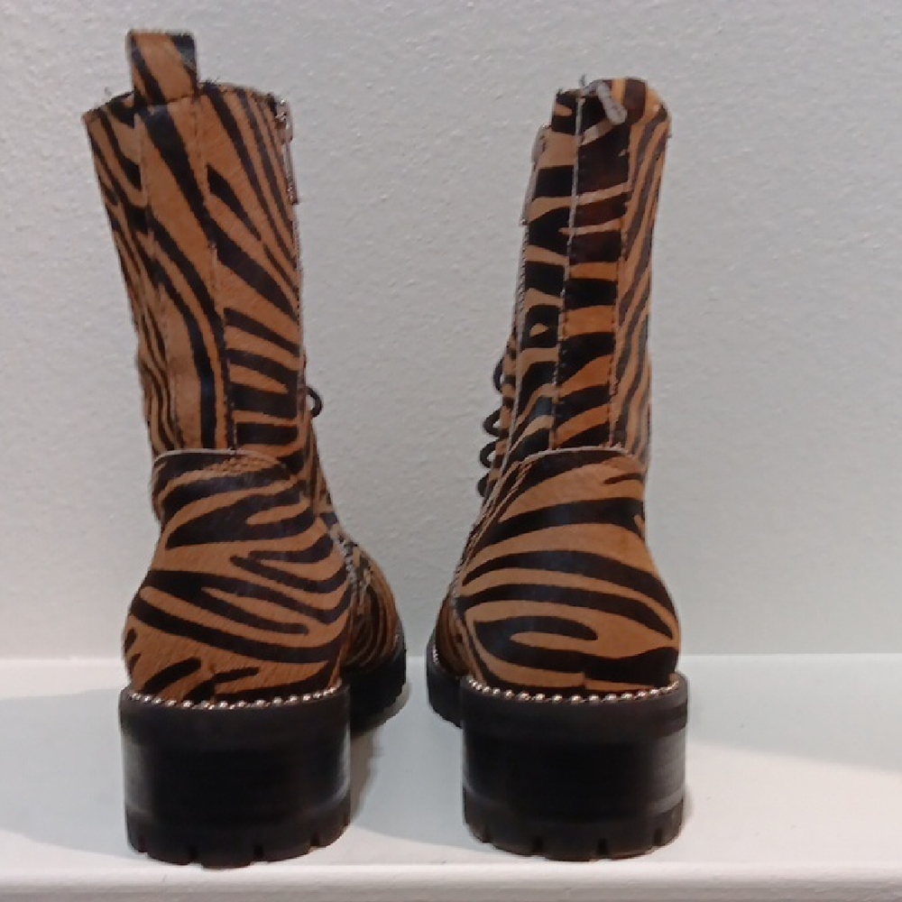 Aqua Zebra Print Women's Boots Size 10 - Picture 6 of 12
